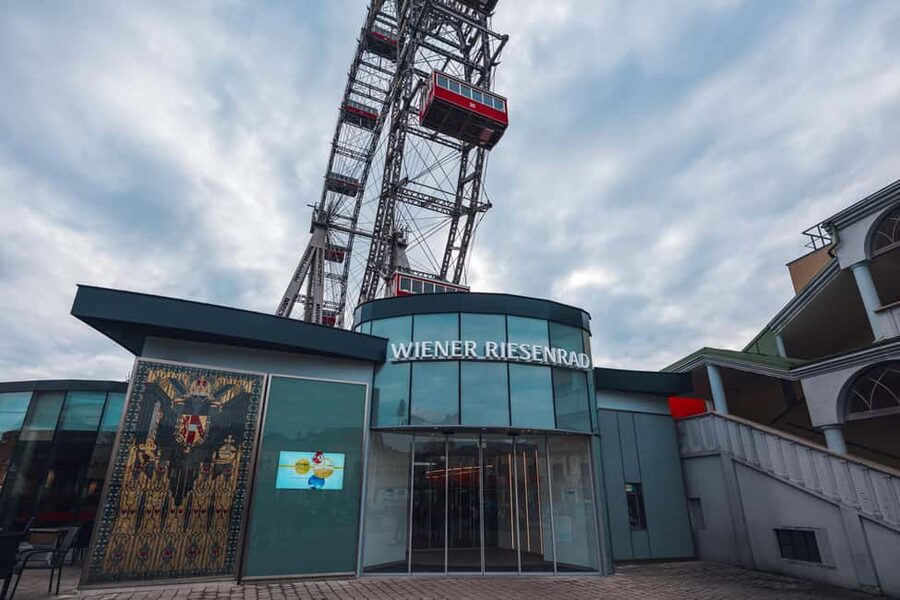 Vienna: Skip-the-cashier-desk-line Giant Ferris Wheel Ride - The historic wheel and its old-fashioned carriages
