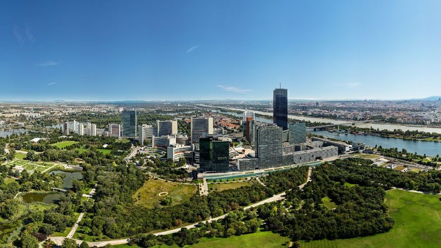Vienna: Skip-the-Line Entrance Ticket to the Danube Tower - Key points at a glance