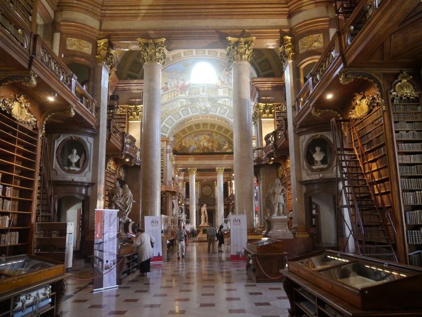 Vienna: Skip-the-Line Hofburg Ticket & Sisi Museum Tour - The conference room and the business of empire