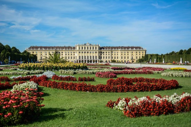 Vienna: Skip the Line Schönbrunn Palace and Gardens Guided Tour - The 50-minute introduction to Schönbrunn Gardens