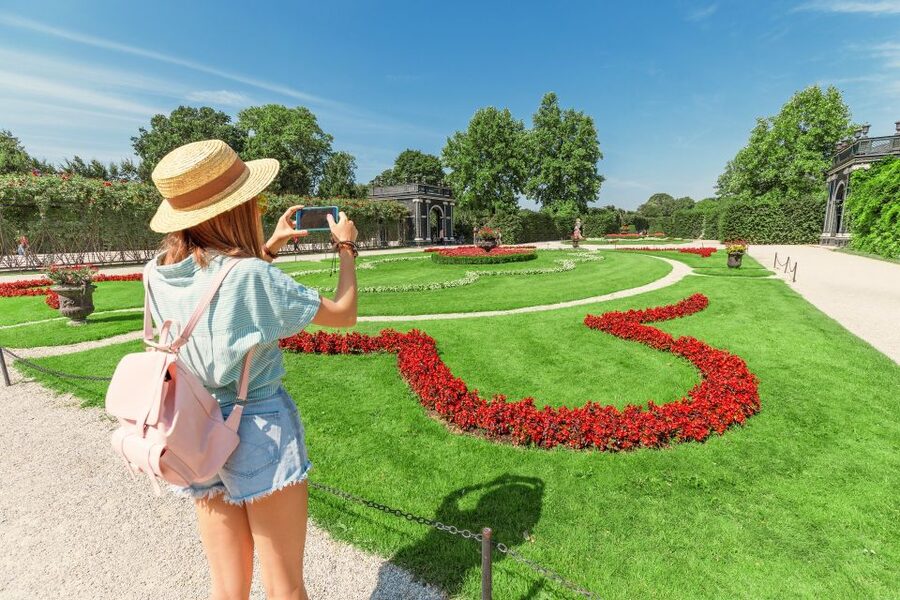 Vienna: Skip-the-Line Schönbrunn Palace & Gardens Tour - Who should book this Schönbrunn tour?