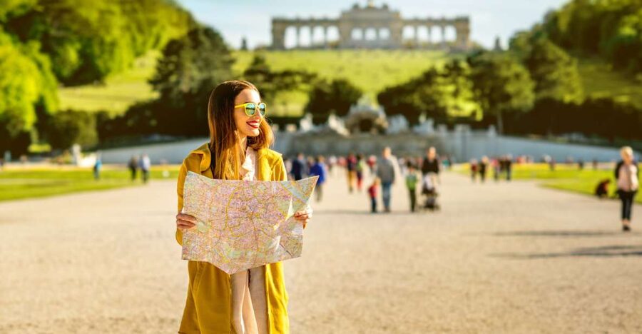 Vienna: Skip-the-Line Schonbrunn Palace Private Tour - Why Schönbrunn works best with a private guide