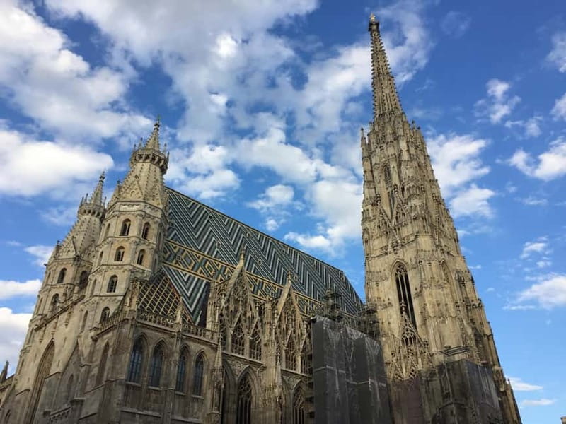 Vienna: Small Group Guided Walking Tour of City Highlights - Hofburg Palace and Burggarten