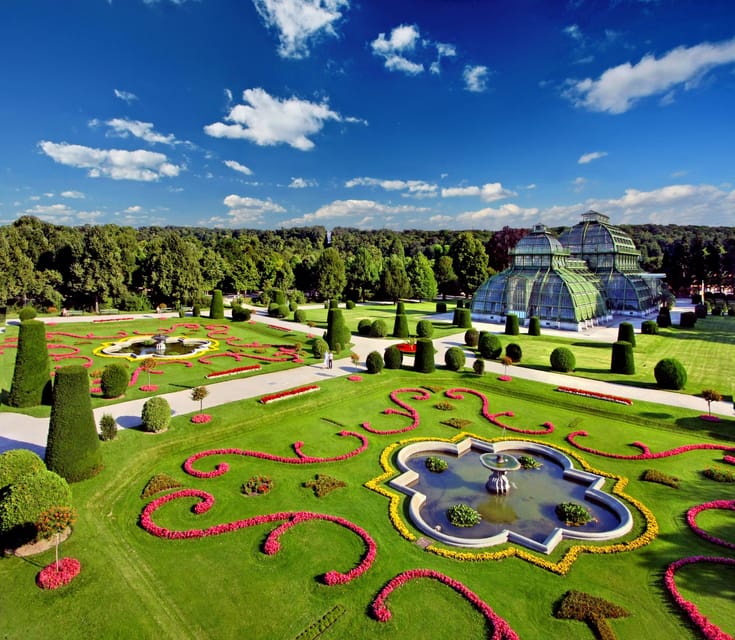 Vienna: Small Group Schönbrunn Palace & Garden Tour - Meeting at the Ehrenhof Fountain