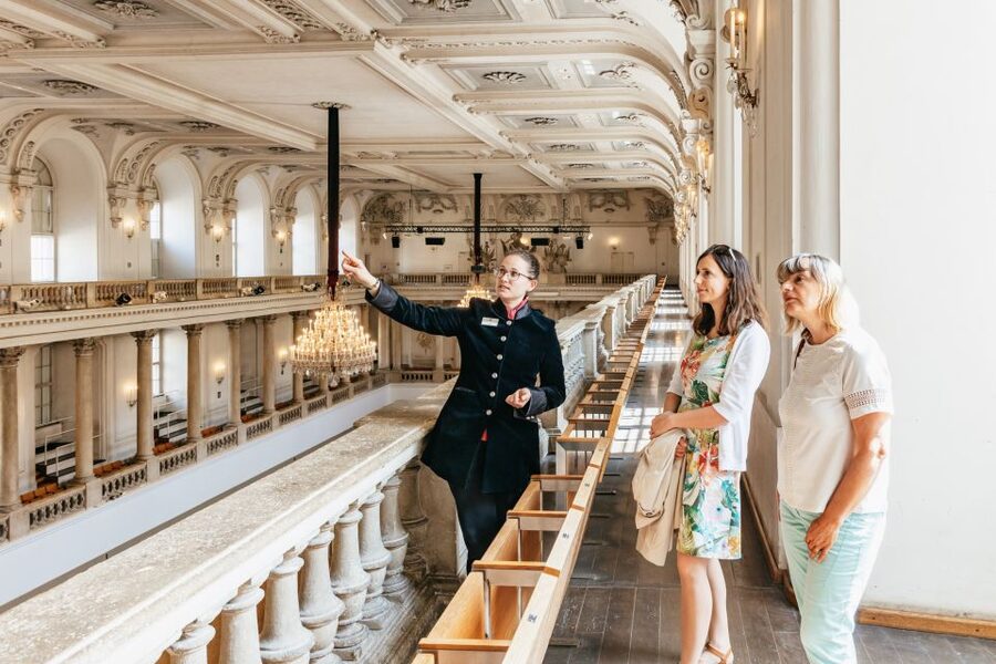 Vienna: Spanish Riding School Guided Architectural Tour - What the 80-minute schedule feels like