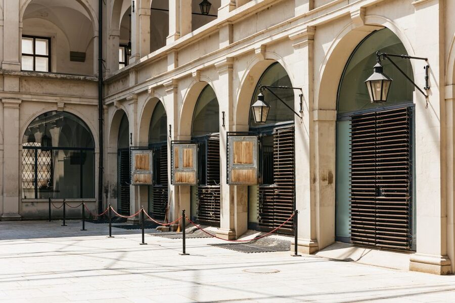Vienna Spanish Riding School Guided Tour - Why this 55-minute tour is more than a stable visit