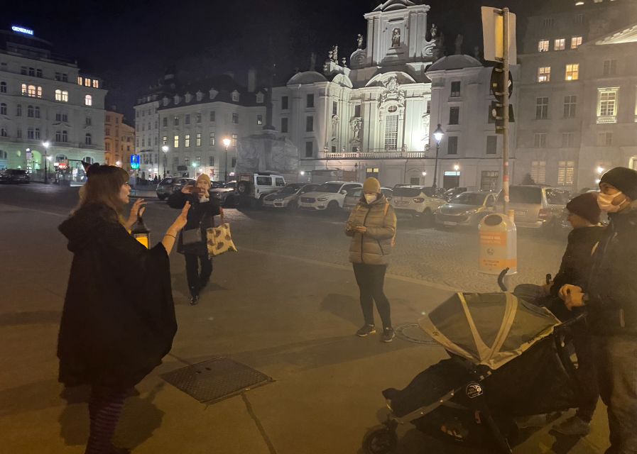 Vienna: Spooky Ghost Tour in English - St. Stephen’s Cathedral and the people beneath it