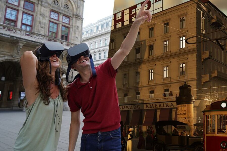 Vienna: Time Traveling Virtual Reality Sightseeing Tour - The plague years and the story of Augustin