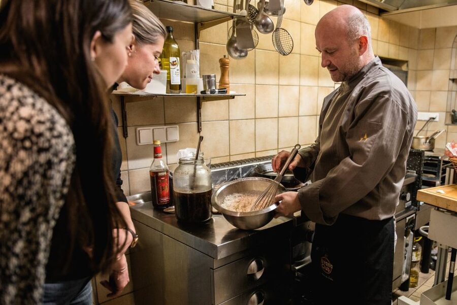 Vienna: Traditional Kaiserschmarrn Cooking Class & Tasting - Tasting Kaiserschmarrn with Viennese coffee