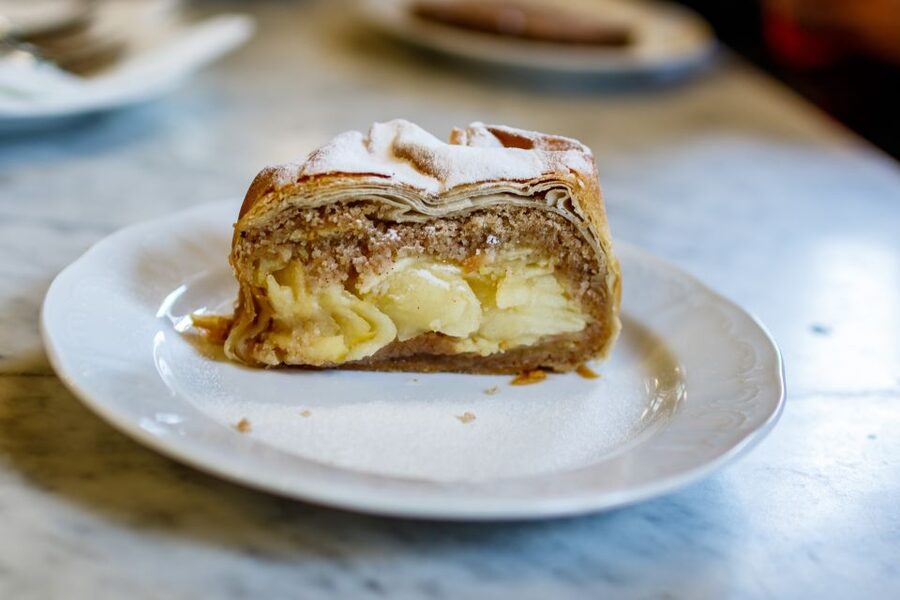 Vienna: Typical Austrian Food Tour with Coffee House Visit - Chocolate inside an old Palais