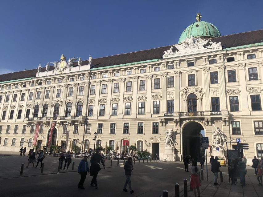 Vienna: Unforgettable Private City Tour - Belvedere gardens and a wider city view