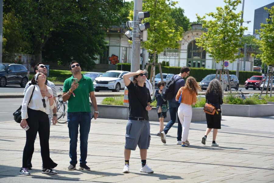 Vienna Urban Art Tour: Explore a different side of Vienna! - Starting at Karl Farkas Park