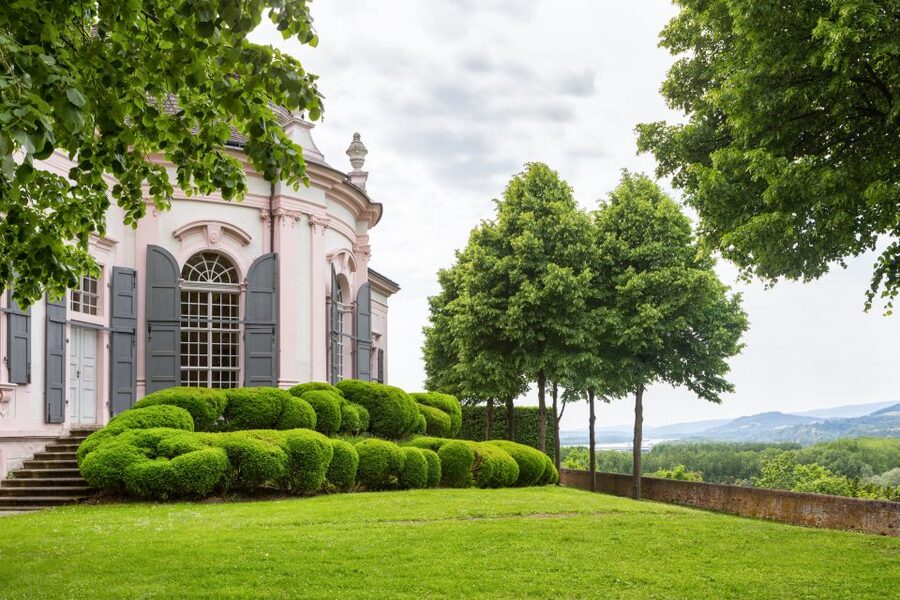 Vienna: Wachau Valley, Melk Abbey Tour with Danube Boat Trip - Who should take this day trip