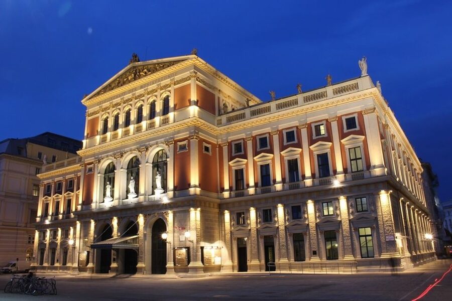 Vienna: Walking Tour of the Historic Ringstrasse - City Hall and Burgtheater create a civic theater