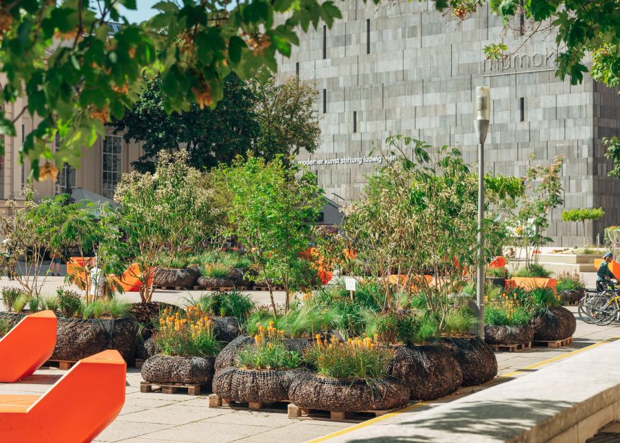 Vienna: Walking Tour of the MuseumsQuartier with Guide - What the one-hour route feels like