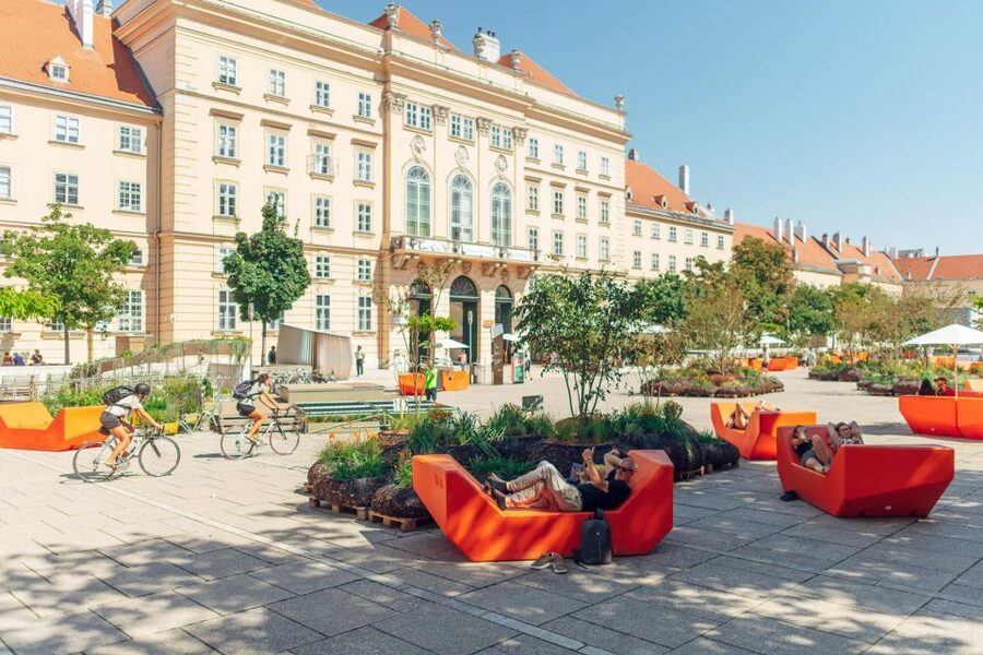 Vienna: Walking Tour of the MuseumsQuartier with Guide - Meeting at MQ Point