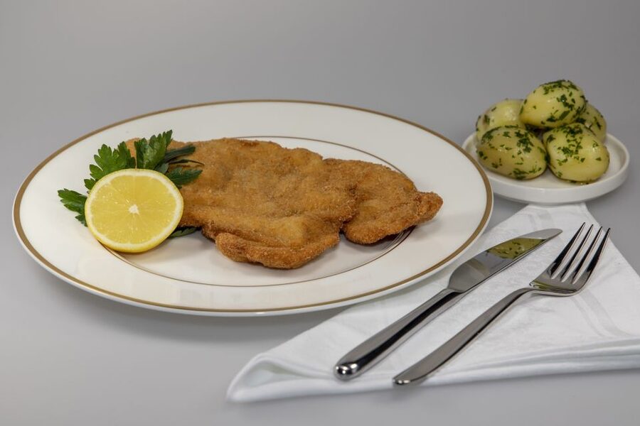 Vienna: Wiener Schnitzel and Strudel Cooking Class - How much cooking will you actually do?