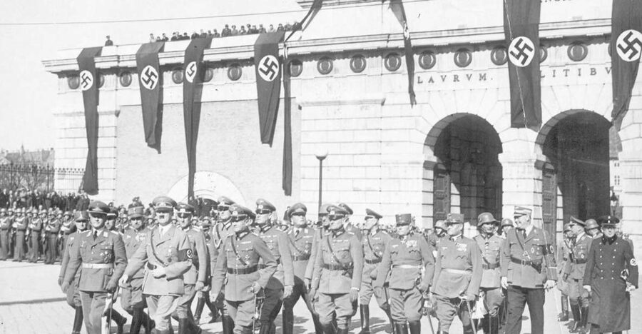 Vienna: World War II Historical Walking Tour - Hitler’s early years in Vienna