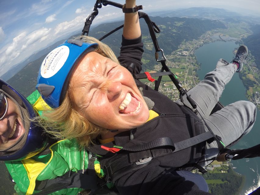 Villach/Ossiachersee: Paragliding "Action" Tandemflug - Who Will Enjoy This Flight Most