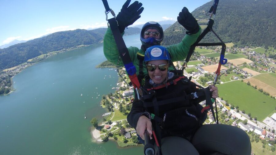 Villach/Ossiachersee: Paragliding "Action" Tandemflug - Riding the Cable Car to Gerlitzen Alpe