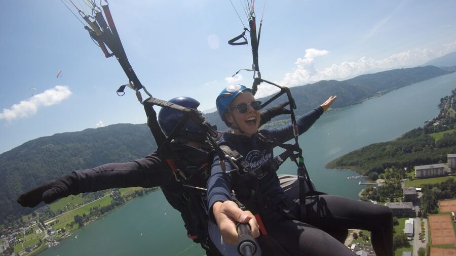 Villach/Ossiachersee: Paragliding "Panorama" Tandemflug - The Gondola Ride to Gerlitzen Alpe