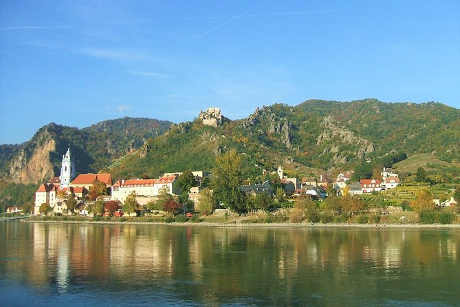 Wachau Valley Kayak & Wine Tour - A Lunch Stop in a Small Historic Hamlet