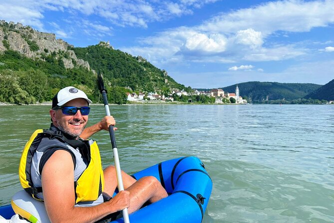Wachau Valley Kayak & Wine Tour - Dürnstein and the Castle Ruins Above the River