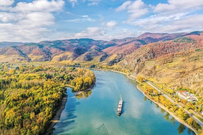 Wachau Valley Wine Tasting Bike Tour from Vienna - Leaving Vienna for the Wachau Valley