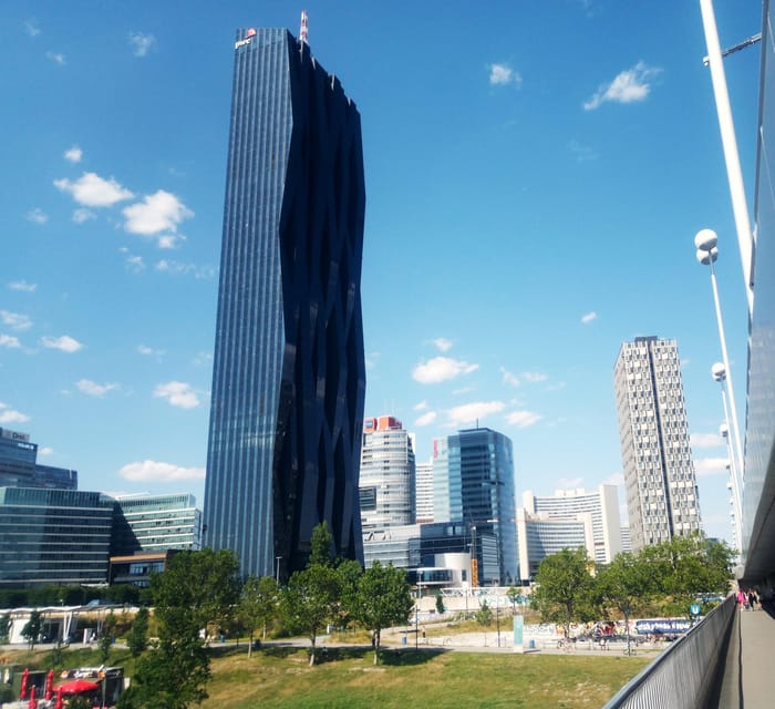 Wien: Tours with locals by public transport & walking - What the timing really means