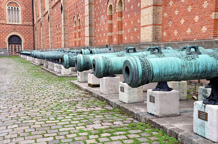 World War II History Vienna Old Town Private Walking Tour - Languages and guide style