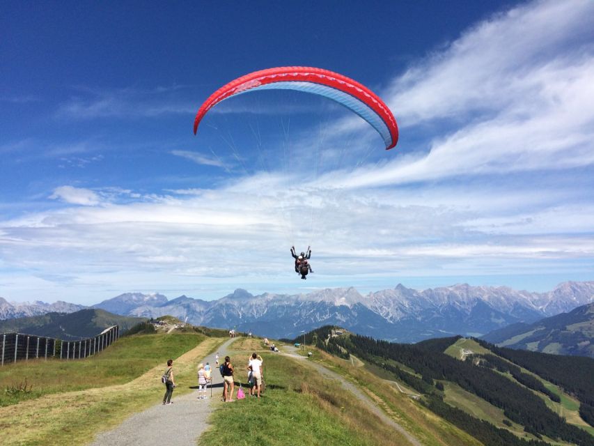 Zell am See: Schmittenhöhe Tandem Paragliding Flight - Running from Schmittenhöhe into open air