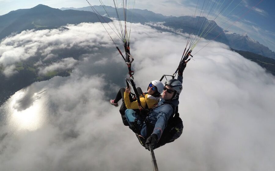 Zell am See: Schmittenhöhe Tandem Paragliding Flight - From the mountaintop to the Kaprun landing area