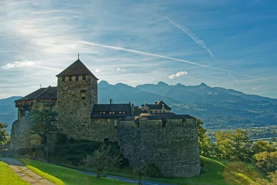 Zurich: Private Liechtenstein, Austria, and Germany Day Trip - Four countries, one very full day